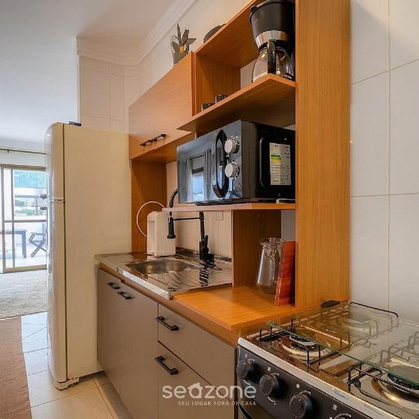 Apto. em Cond. c/ Piscina a 280m da Praia ROH0402