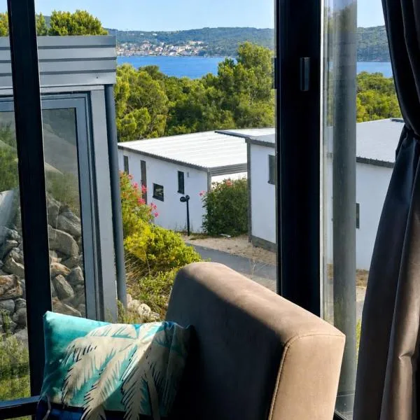 Sea view BluEscape by Vellaris, Luxury Mobile Home, khách sạn ở Mali Lošinj