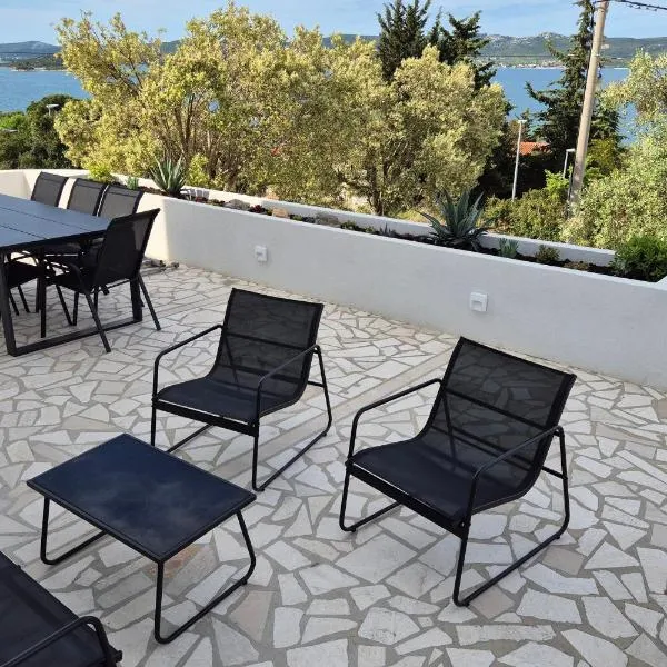 Apartments with parking space Sveti Petar, Biograd - 25850, hotel in Sveti Petar