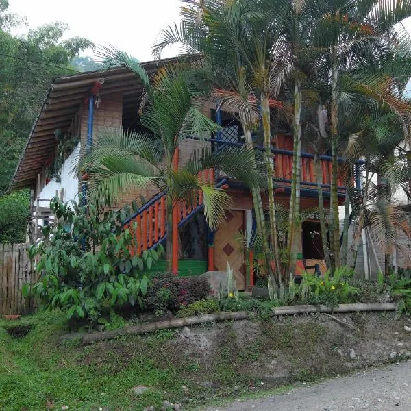 Hostal El Bambú, hotel en Inzá