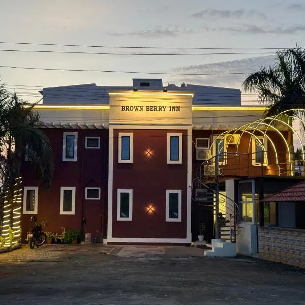 Brown Berry Inn, hotel a Chennai