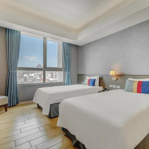 CHECK inn New Taipei LuZhou, hotel em Taipei