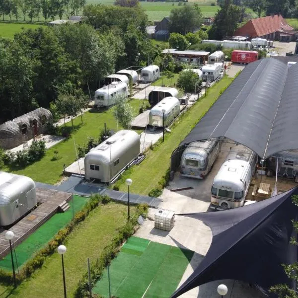 Tin Can Town Oirschot, Hotel in Oirschot