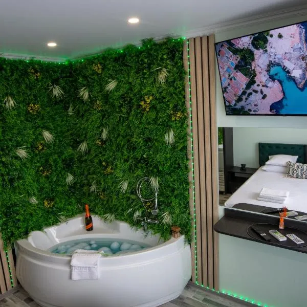 Elma Nest, hotell i Drobeta-Turnu Severin