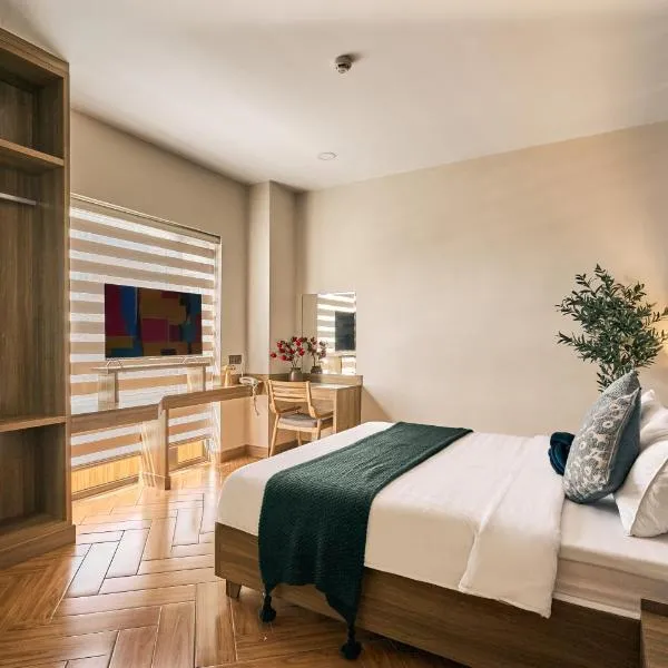 Tran Long Hotel By Urban B, hotel sa Ho Chi Minh City