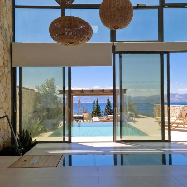 Viesnīca Endogeios Luxury Villas pilsētā Lutraki