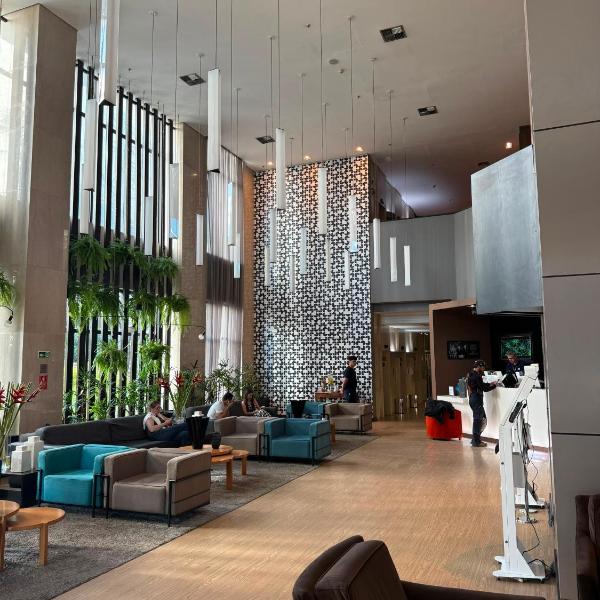 Lindo Flat Part Grand Mercure Varanda aconchegante