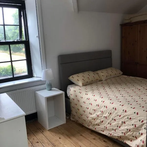 Teachershouse, hotel a Figlash