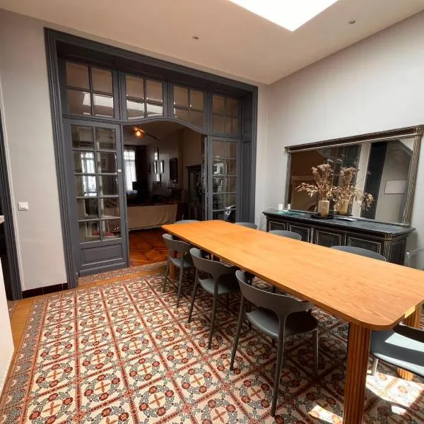 Charme et confort - Maison Roubaix 5 chambres, hotel di Roubaix
