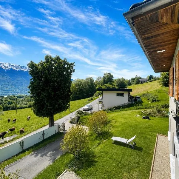 Appartement indépendant terrasse vue exceptionnelle, hotel in Verrens-Arvey