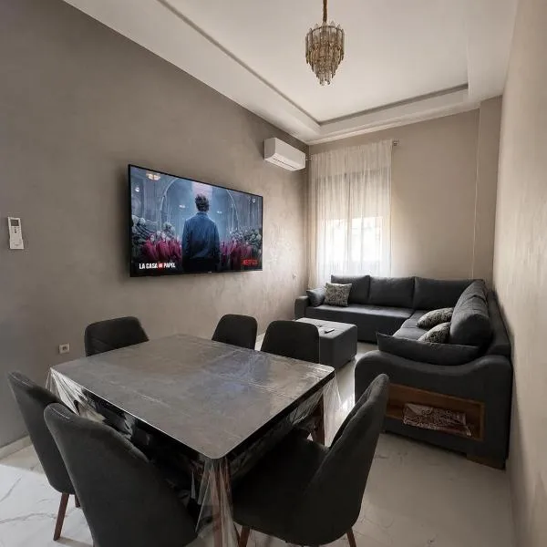 Appartement 2 chambres aux jardins de Tanger, hotel i Tanger