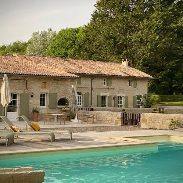 Maison Girardine, hotell i Rauzan