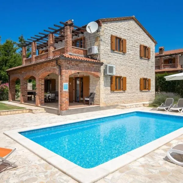 Villa Maja, khách sạn ở Svetvinčenat