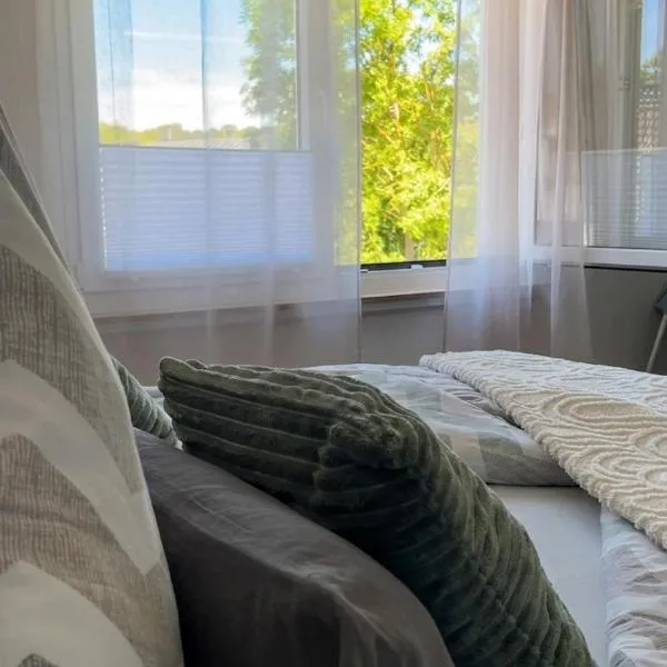 Ferienwohnung Elya, privater Garten, ruhige Lage, Outlet, hotel di Bad Münstereifel