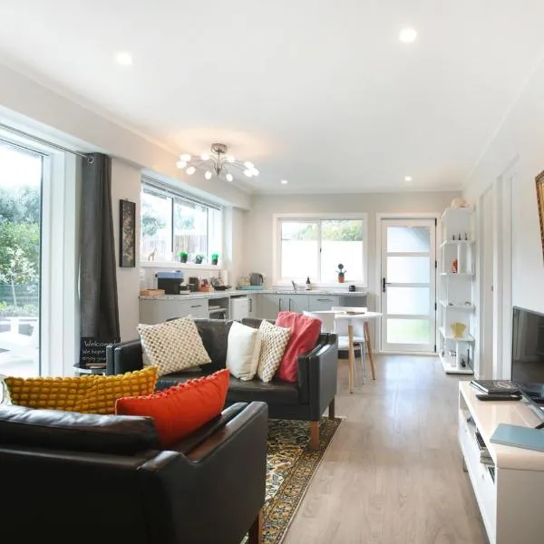 Waikanae Beach Suite Retreat, hotel a Waikanae