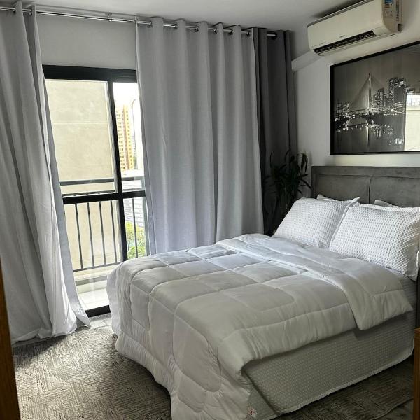 Premium studio, city view, 5 min from Paulista