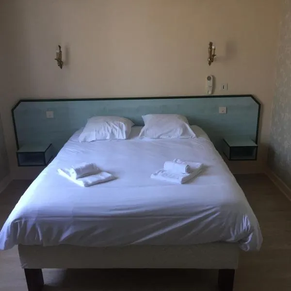 Le Lanthenay – hotel w mieście Romorantin