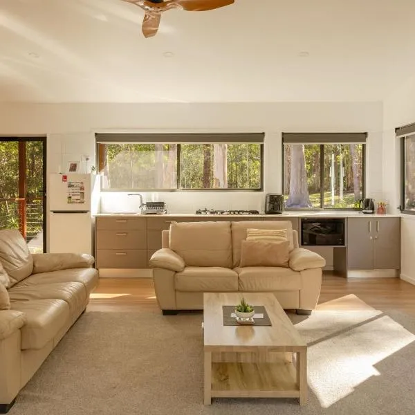 Oakey Creek Retreat, hotel di Gheerulla