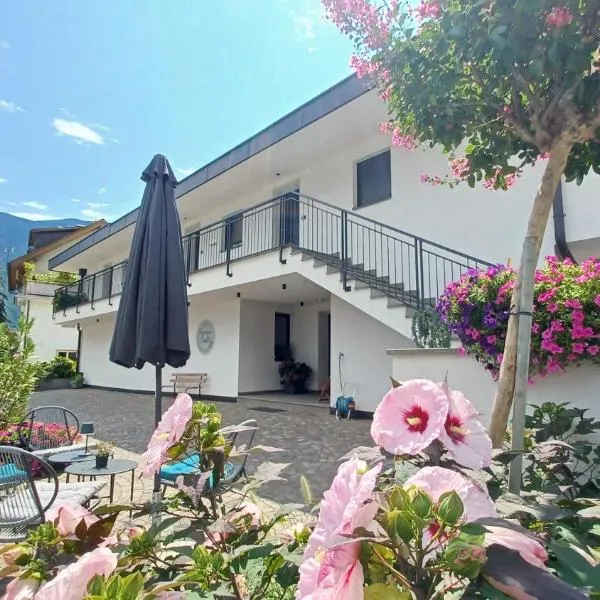Bike Apartments Curti - Abendrot, hotelli kohteessa Laives