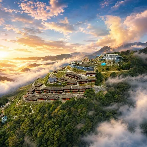 Heaven Gate O Quy Ho Sa Pa-Free Entry & Himalaya Salt Sauna, hotel u gradu Lao Kai