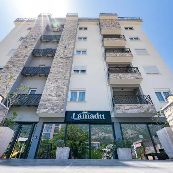 Lamadu Residence, hotel Sutomoréban