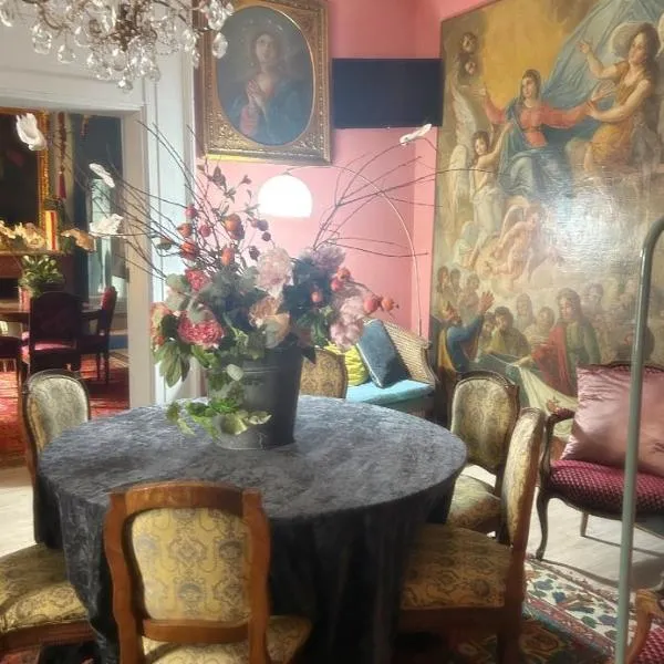 Art action room, готель у місті Villanovafranca