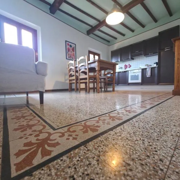 Margherita apartment, hotel a San Miniato
