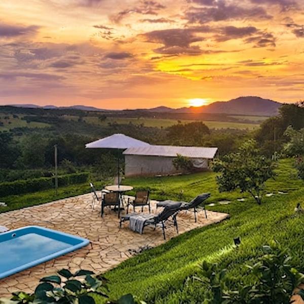 Estância do Sol com piscina e vista panorâmica