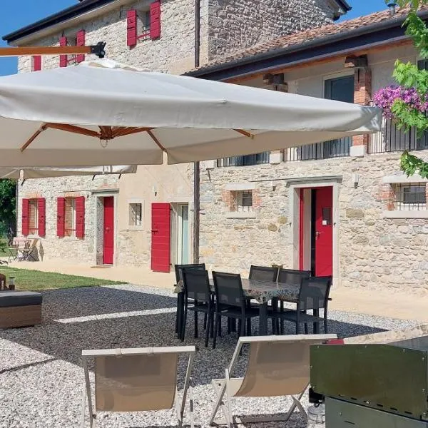 Borgo Le Lanterne Charming Vacation Rental, hotell i Follina