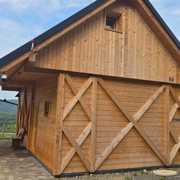 Ranč na hribu, Hotel in Trebnje