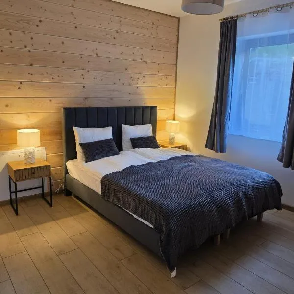 Bieszczady Bóbrka 24, hotel in Bóbrka