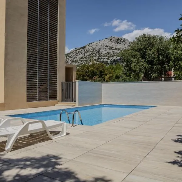 Villa Francesca 2, hotelli kohteessa Starigrad-Paklenica