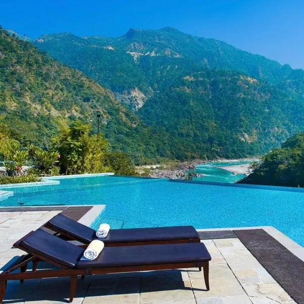 Luxurious 2BHK River View & Pool Aloha on the Ganges, hotel v destinaci Rišikéš