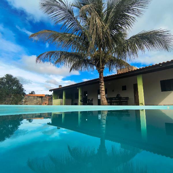Chácara com piscina e lazer em Avaré