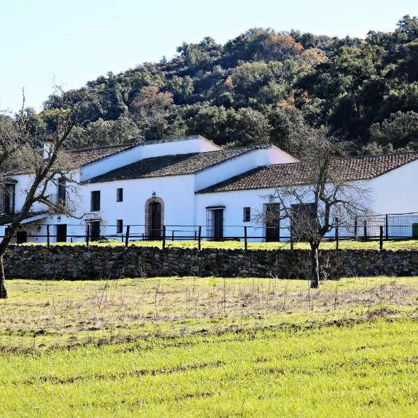 Villa Escutia, hotel en Cazalla de la Sierra