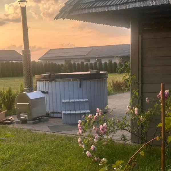 Boso po trawie - domek na podlasiu BALIA ZA DARMO, Hotel in Dobrzyniówka
