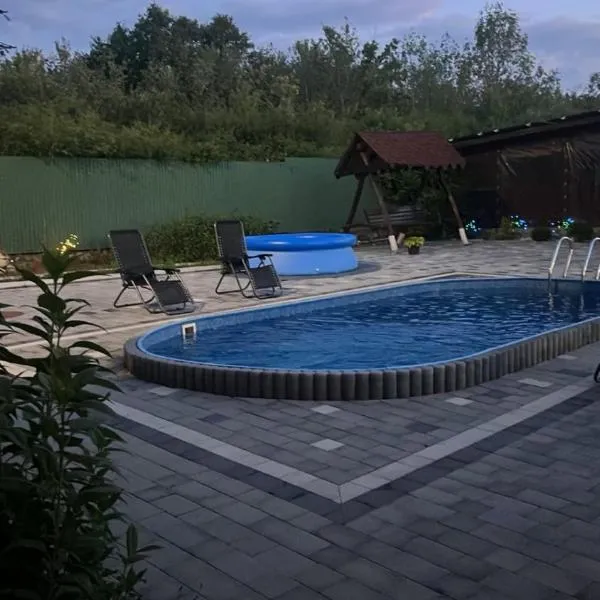 Ілона, hotelli kohteessa Beregi
