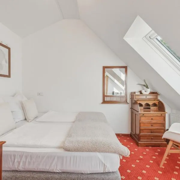 Scharnhäusle 12 - Gästezimmer in Ostfildern – hotel w mieście Ostfildern