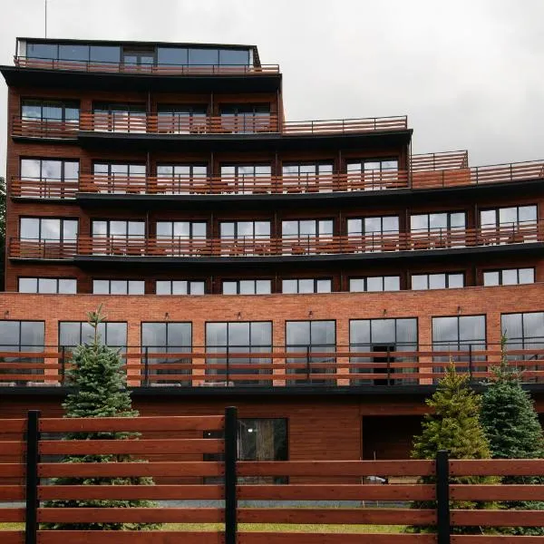 Lens Design Hotel, hotel di Kazbegi