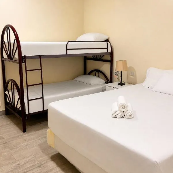 Palma Verde Suite AC y Comfort: Tecualuya şehrinde bir otel