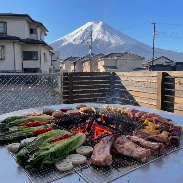Villa Hello Fujisan ヴィラハローフジサン 屋根付きBBQ場 ワンちゃん大歓迎 A220, hotel en Fujiyoshida