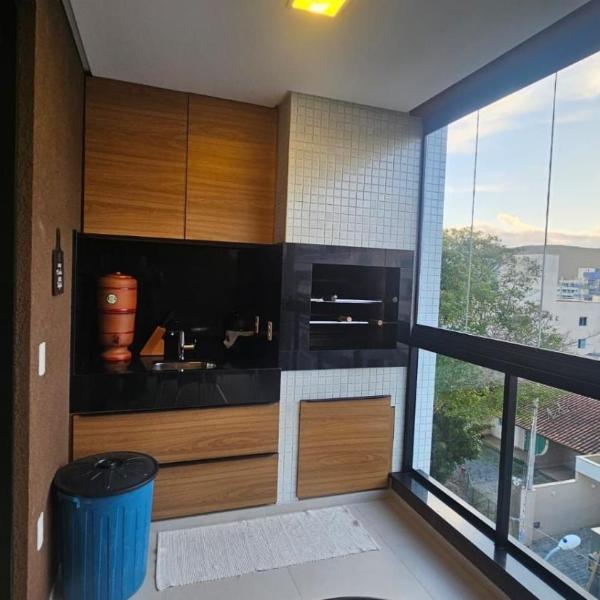 114 - Apartamento com 2 suítes, perto da praia - Foto 4
