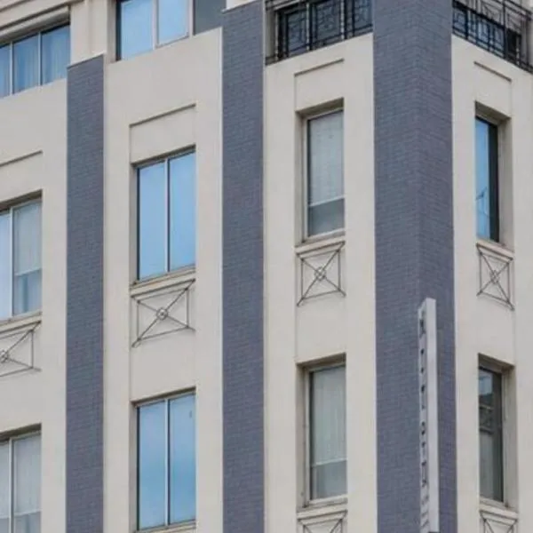 Cit'Hotel Europeen, מלון באנגולם