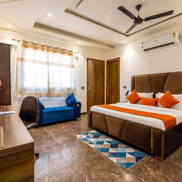 Hotel BNB Stays Near Golf Course Road, hotel u gradu Gurgaon