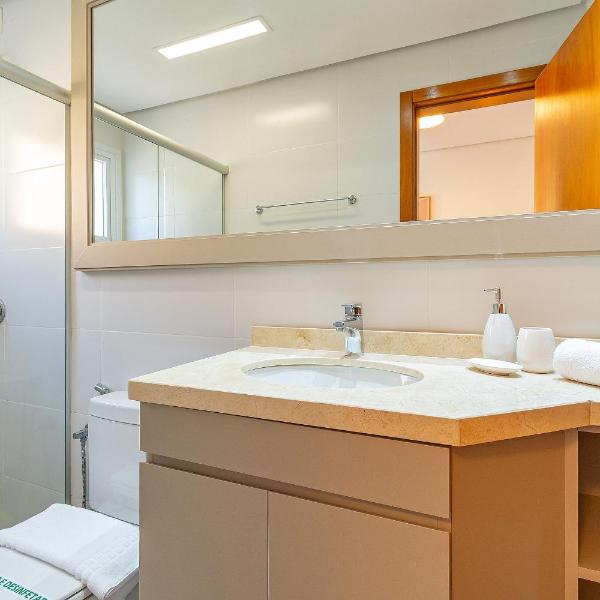 Apto LINDO com lareira, piscina aquecida e jacuzzi - Foto 3