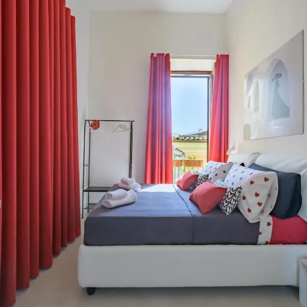 Almatros Design Suite Rubino, hotel v mestu Sulmona