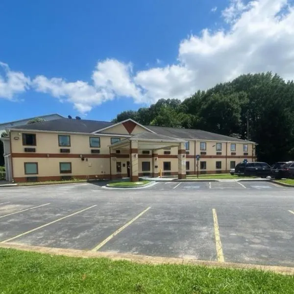 Crown Inn, hotel v destinaci Carrollton