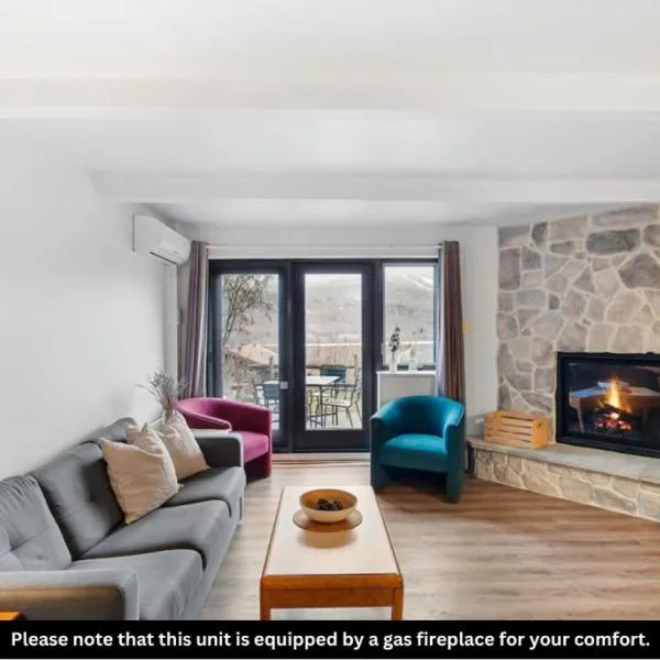 Cottage Vibe Condo with Views of Mont-Tremblant, hotel a Mont-Tremblant