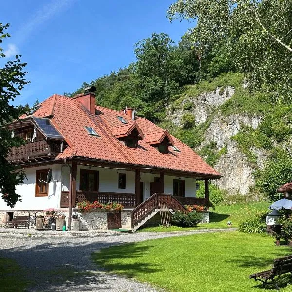 Opalówki, hotell i Ojców