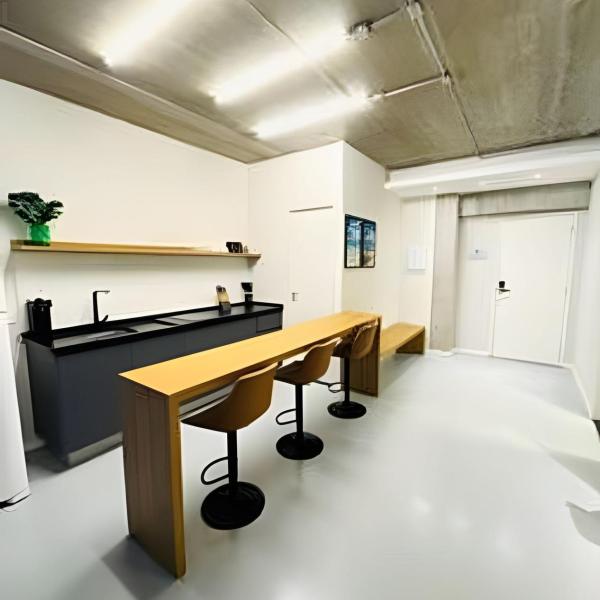 Studio Novo, Espaçoso e Completo! - Foto 4
